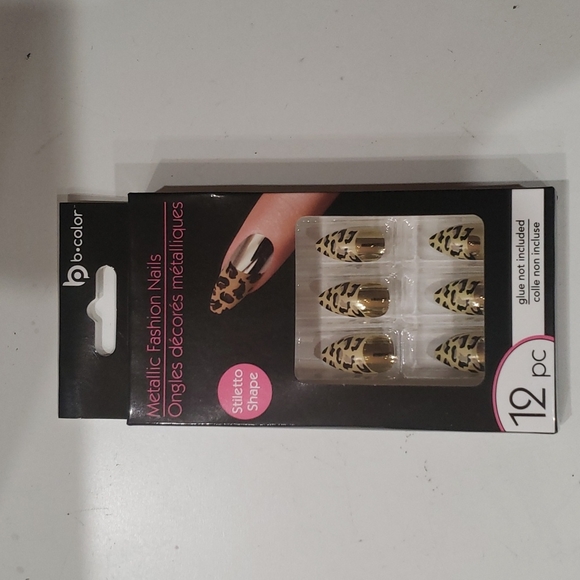 12 pc Stilleto Metallic Nails 💅 - Picture 1 of 2